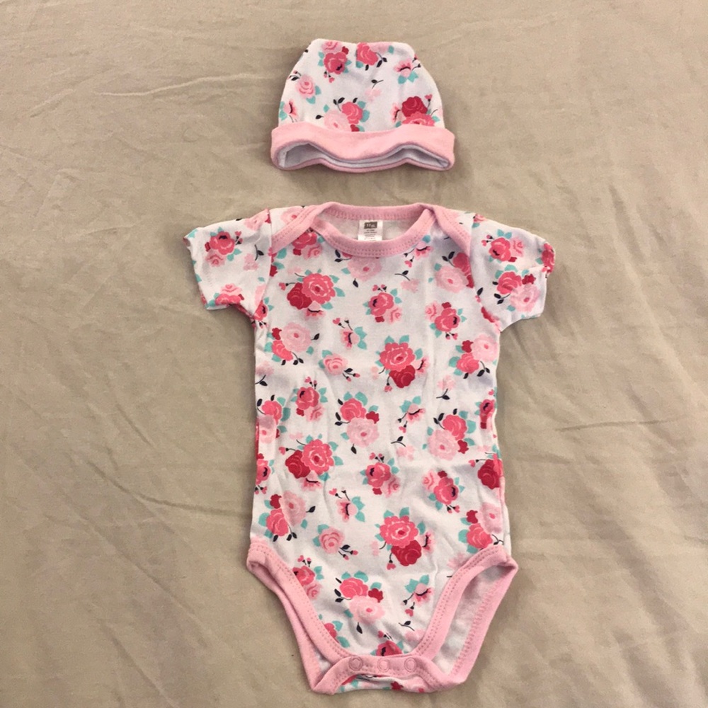 NWOT Floral Onesie and Hat